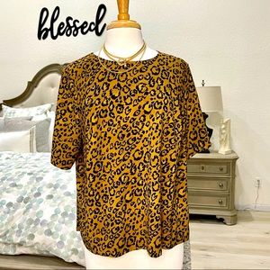 Plus size print top